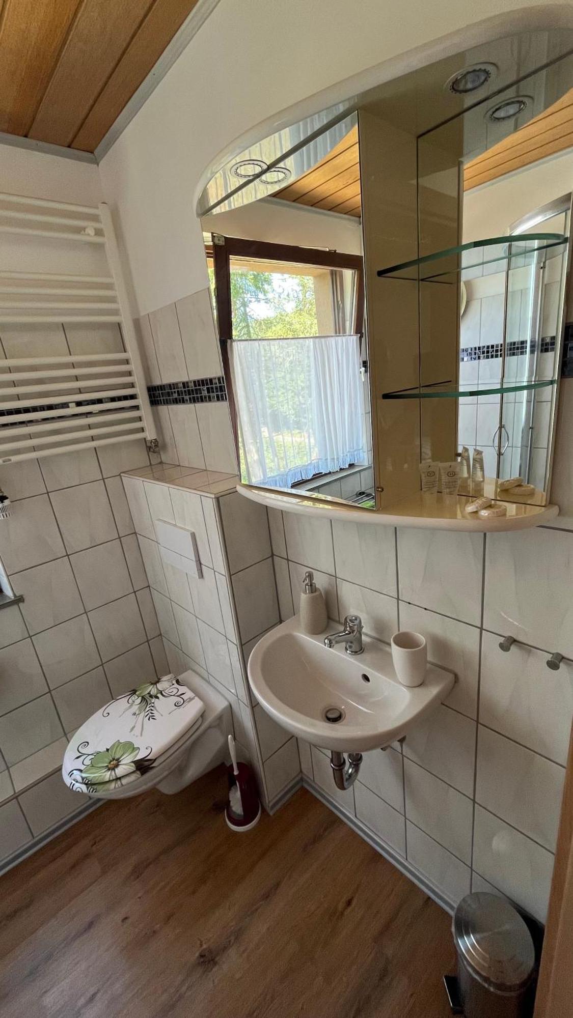 Franky House Am Nuerburgring Bed & Breakfast Quiddelbach Exterior photo