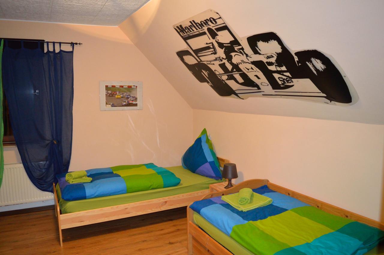 Franky House Am Nuerburgring Bed & Breakfast Quiddelbach Exterior photo